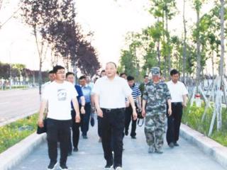 刘新建赴拟建胡杨河市调研