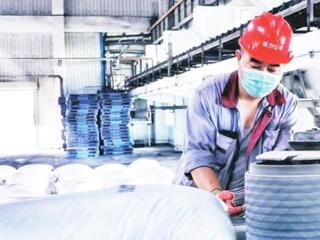七师国资公司加大重点工作推进力度