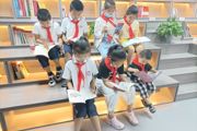 天北新区玫瑰园社区儿童之家开展读书会活动
