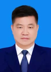 李立新