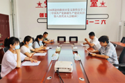 一二六团迎宾路社区传达学习兵团第八次党代会精神