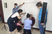 这一跪，太温柔！
