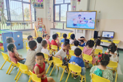 预防溺水 平安相伴—一二五团中心幼儿园暑期防溺水安全教育活动