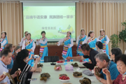 天北新区绿莹里社区开展“品端午话安康 民族团结一家亲”活动
