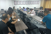 天北新区玫瑰园社区学习自治区党委第十届三次全会精神