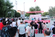 一二五团总工会开展“喜迎二十大 共圆幸福梦想 送戏进连队”文化惠民演出