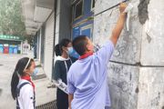 小小志愿者 发挥大作用