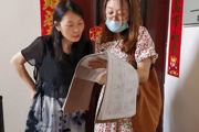 天北经开区毓秀里社区开展防电信诈骗入户走访活动