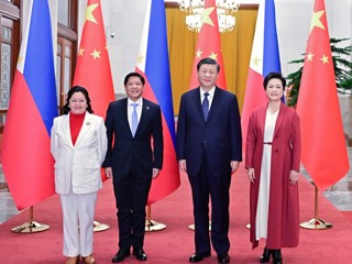 习近平同菲律宾总统马科斯举行会谈