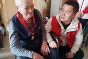 弘扬雷锋精神 我们在行动~