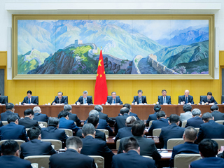 李强在国务院第一次廉政工作会上讲话 丁薛祥主持 李希等出席