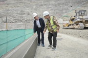 师市水利工程质量安全中心监督检查奎屯河引水工程