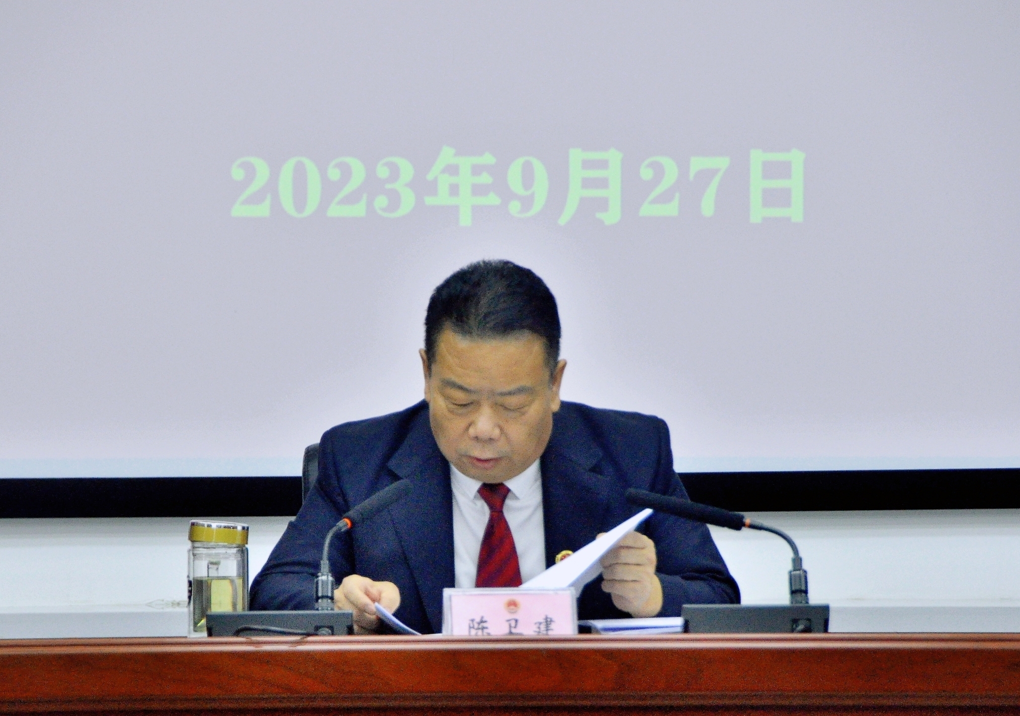 bac5ca5f133d4246b122eac9a77da35a.jpg
