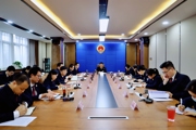 “上挂下派”，练就过硬“内功”