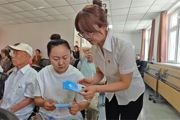天北经开区英华里社区开展禁毒知识宣传