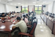 师市统计局组织召开统计购买服务人员座谈会