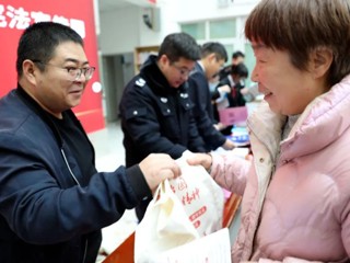 打卡普法“宪”场！七师胡杨河市宪法宣传活动亮点频闪