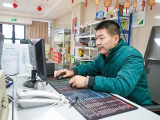 新春邮路“不打烊” 温暖传递“不中断”