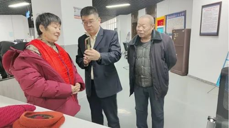 237ee20082cb4e989de2d0d53e9eeb74.jpg
