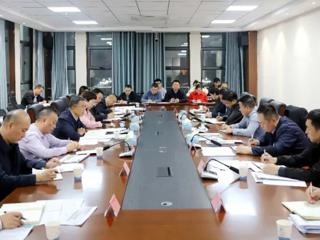 李华斌在一三〇团调研时强调：立足实际发挥优势 推动团场高质量发展