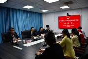 车排子垦区（胡杨河市）人民检察院召开春节期间干警和志愿者返乡关怀座谈会，并开展春节前慰问退休老干部活动