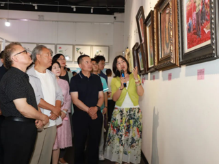 首届新疆小幅油画·综合材料精品展胡杨河站巡展开展