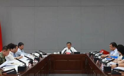 七师胡杨河市党委常委会会议强调 ：从严落实过紧日子要求  统筹推进改革发展重点任务   