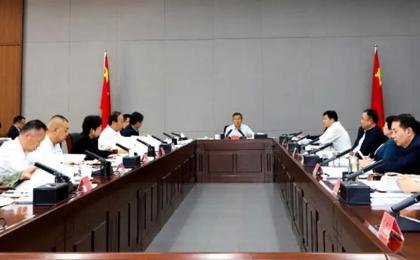 七师胡杨河市党委常委会会议强调：坚持统筹发展和安全 维护社会大局和谐稳定