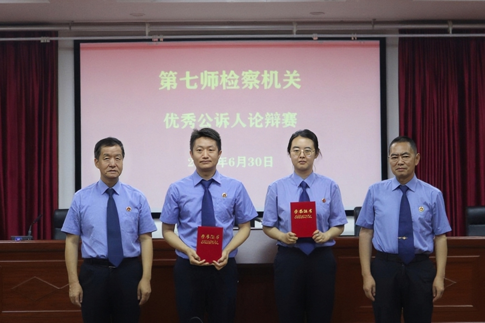 ae5cb28e01ef45afad085403ad9b9d3d.jpg ae5cb28e01ef45afad085403ad9b9d3d.jpg