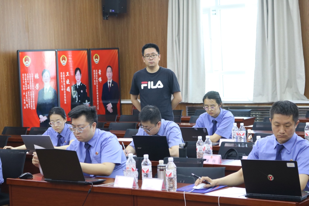 c4a6cf21280c403a91290a2958c7b965.jpg c4a6cf21280c403a91290a2958c7b965.jpg