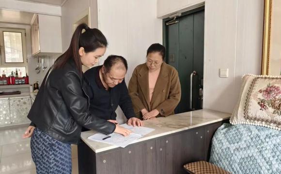 温情护老!七师胡杨河市多举措筑牢特殊困难老人关爱屏障