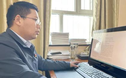 凝心聚力 奋楫扬帆——七师胡杨河市干群学习贯彻党的二十届四中全会精神