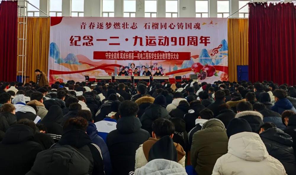 e9f7dffe3e444a0f8cd14408dc01530d.jpeg e9f7dffe3e444a0f8cd14408dc01530d.jpeg