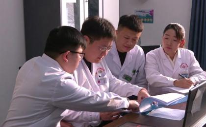 破解“看病远、看病难”！七师胡杨河市医共体，让健康服务从“云端”落到“身边”