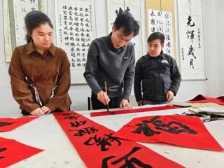 四中全会精神在基层丨这个冬天格外“暖”！七师胡杨河市社区文化站里的“热乎气”与“文化味”