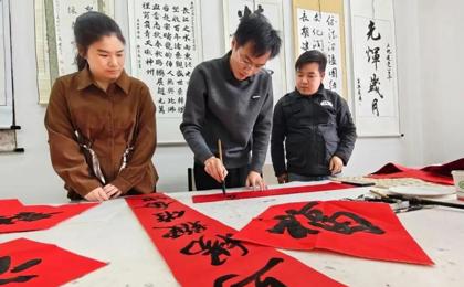 四中全会精神在基层丨这个冬天格外“暖”！七师胡杨河市社区文化站里的“热乎气”与“文化味”