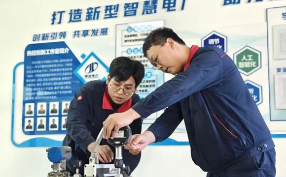 新春走基层丨七师胡杨河市：绿色转型赋能产业新发展