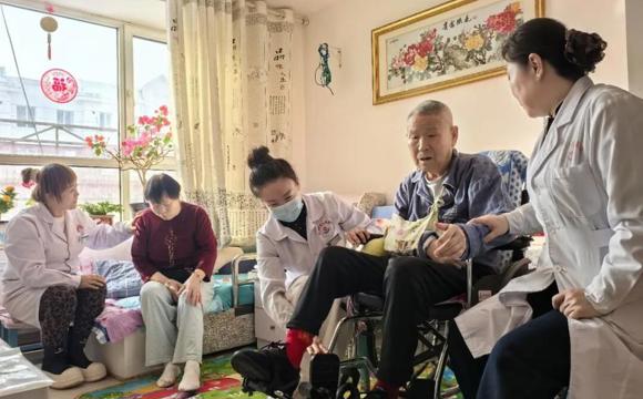 七师胡杨河市：让优质医疗服务直达群众身边