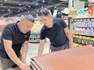 第七师胡杨河市夏日消费活力全面迸发