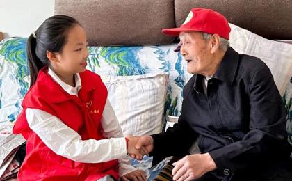 榜样少年！第七师一二四团中学胡嘉轩获第十七届宋庆龄奖学金