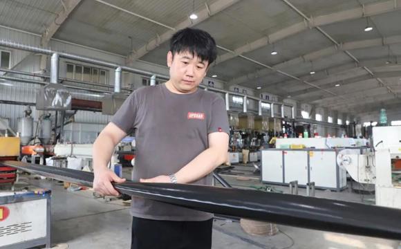 天北经开区：加压奋进抓生产 聚力攻坚下半程