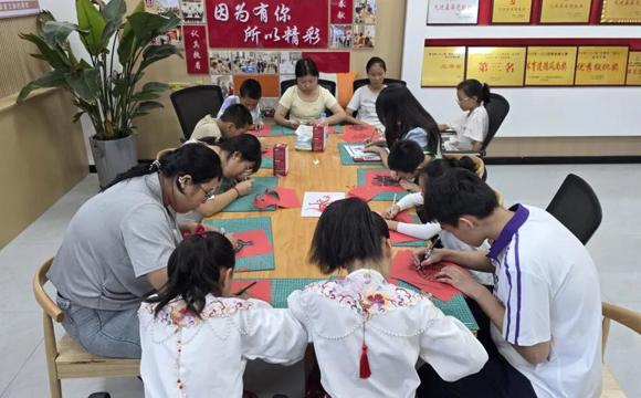 第七师胡杨河市：文化润心凝共识 善治赋能固基层