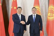 习近平同吉尔吉斯斯坦总统扎帕罗夫会谈