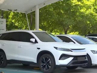 第七师胡杨河市：完善充电基础设施 赋能绿色低碳出行