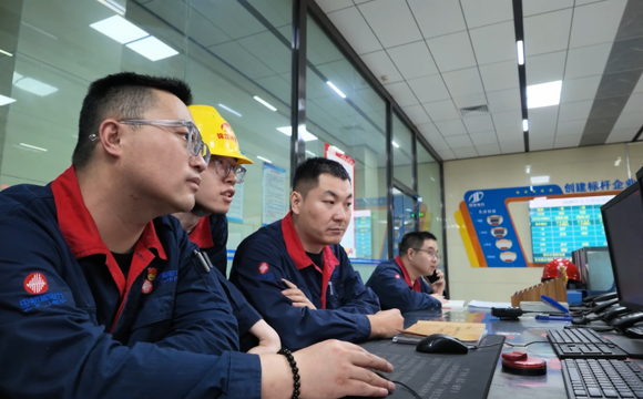 科技赋能降碳增效 技改革新激活第七师胡杨河市工业新活力